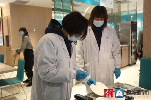 泰安市市場(chǎng)監(jiān)管局開(kāi)展城市綜合體餐飲服務(wù)食品安全專(zhuān)項(xiàng)檢查